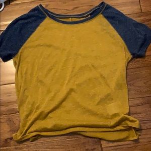 A short sleeve yellow and blue top